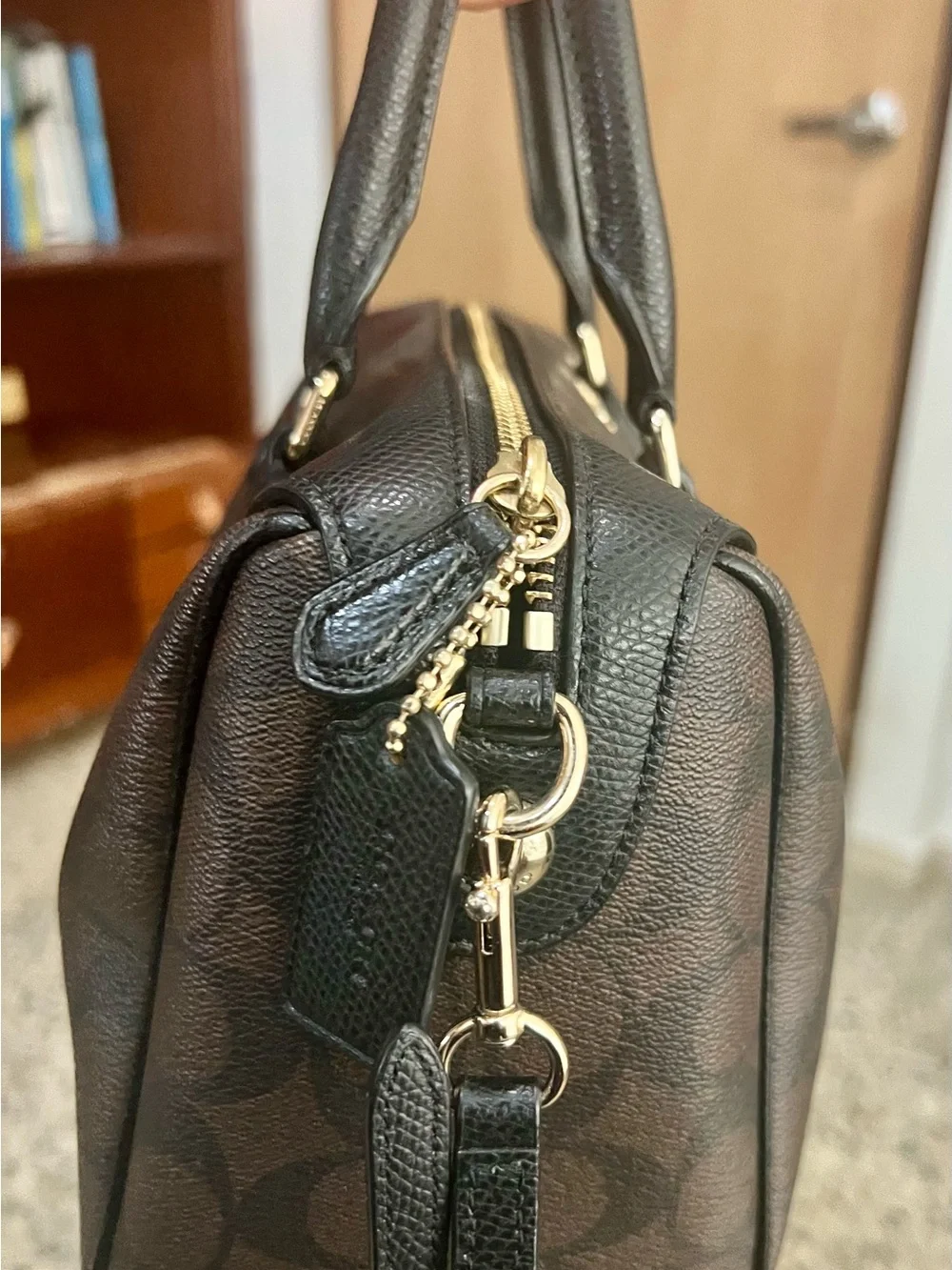 Coach Signature Satchel Top Handle Bag Brown Black Zip Closure Gold Hardware